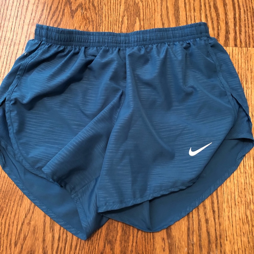 Nike Dri-Fit Women’s Tempo Blue Running Shorts